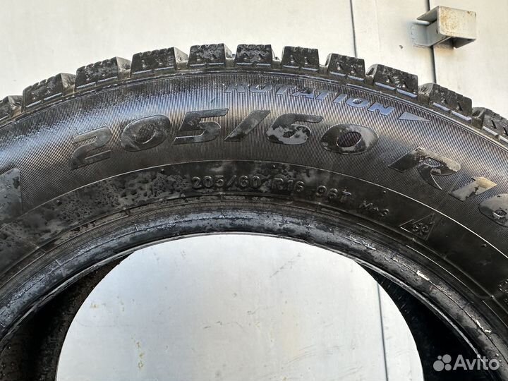 Pirelli Ice Zero 205/60 R16 19E