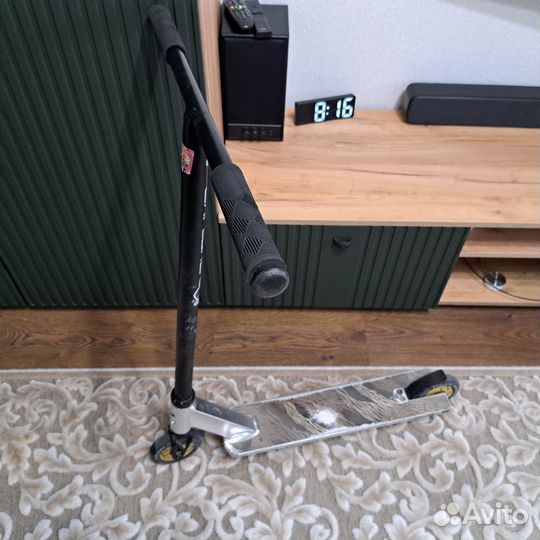 Трюковой самокат