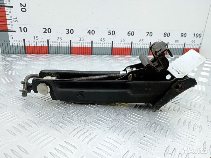 Домкрат для Skoda Fabia 1 6Y0011031