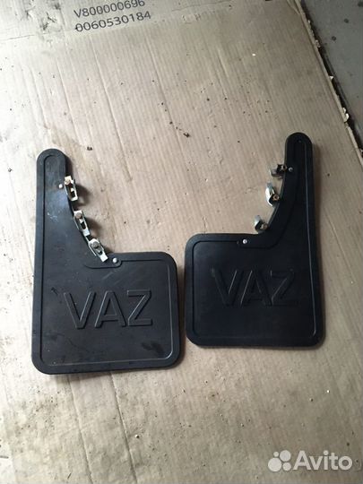 Брызговики универсальные