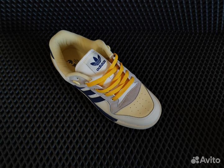 Кроссовки Adidas Forum Low