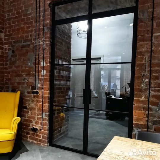 Межкомнатные двери со стеклом