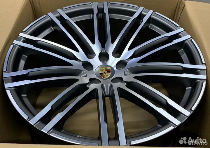 Диски на Porsche Panamera Порше Панамера R21