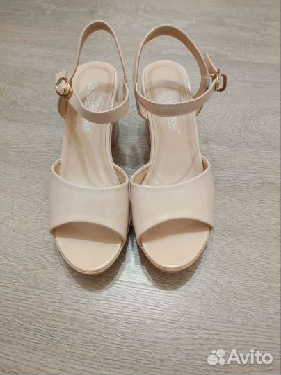 Обувь женская 38размер