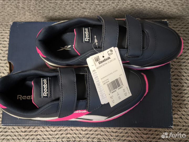 Новые кроссовки Reebok