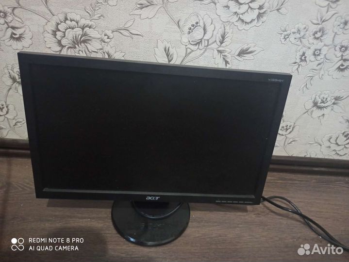 Монитор Acer V193HQV