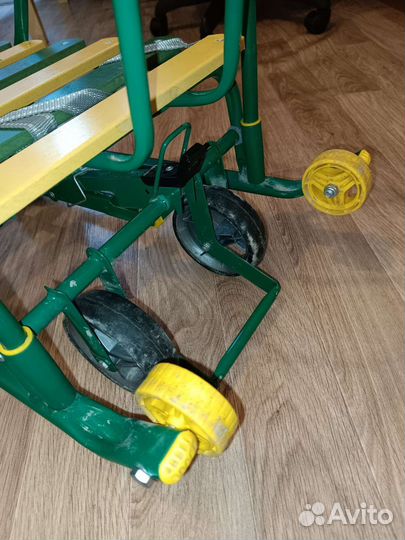 Детские санки с колесами