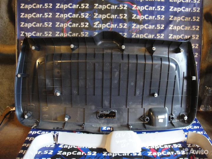 Обшивка крышки багажника Хонда црв 3