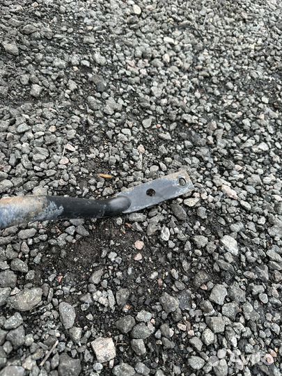 Петля спойлера кабины Mercedes Actros MP4