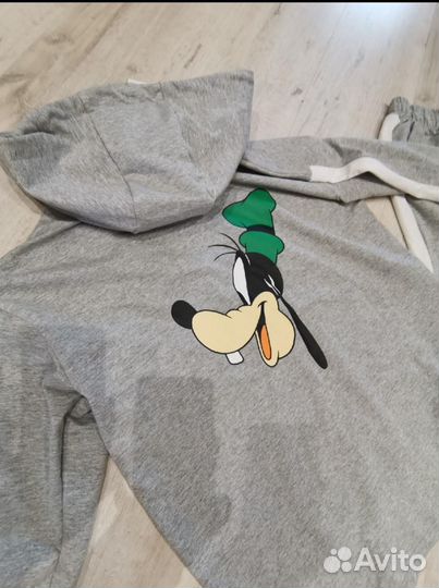 Спортивный костюм женский новый