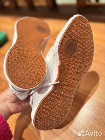 Кроссовки reebok женские