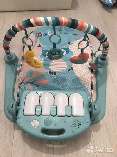 Развивающий коврик с пианино