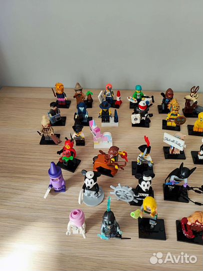 Lego minifigures оригинал