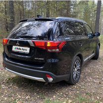 Mitsubishi Outlander 2.4 CVT, 2018, 51 000 км, с пробегом, цена 2 650 000 руб.