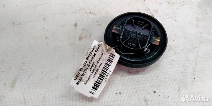 Крышка маслозаливной горловины mersedesbenz W124 E