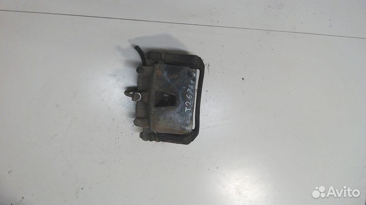 Суппорт Jeep Grand Cherokee, 2006