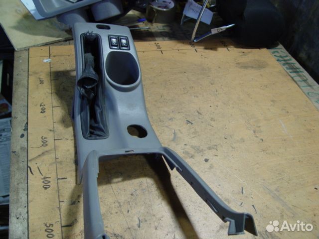 Накладка подлокотника Subaru Forester (S11) 2003г