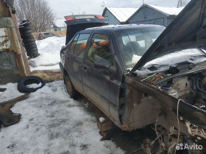 Двери VW Golf 3