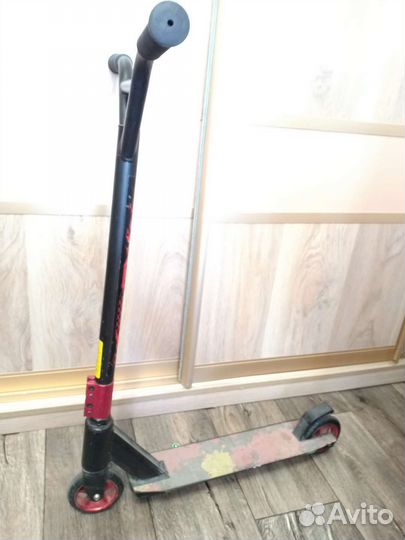 Трюковой самокат