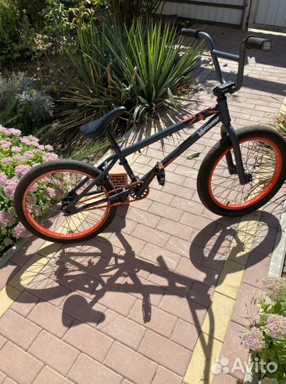 Трюковой велосипед