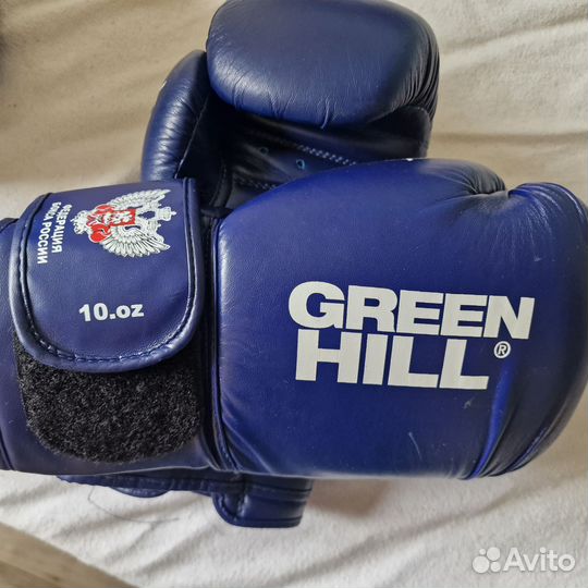 Боксерские перчатки 10 oz green hill