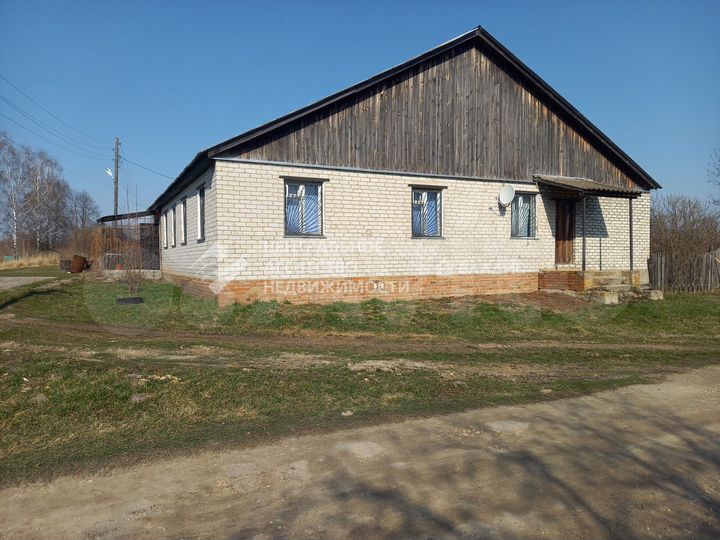 Дом 217,4 м² на участке 9 сот.