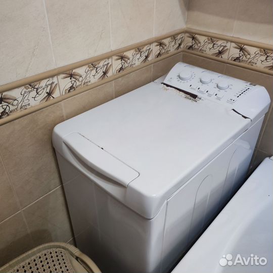 Стиральная машина с вертикальной загрузкой