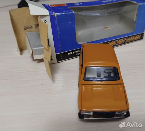 Ваз 2105 в родной коробке 1984 года