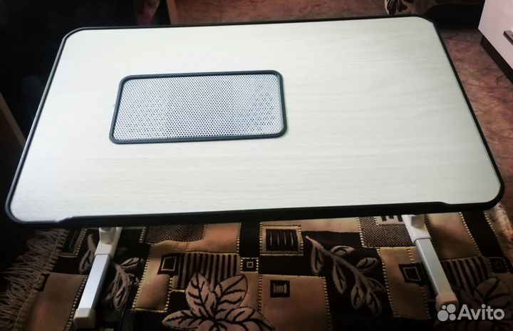 Игровая клавиатура, наушники, геймпад, столик