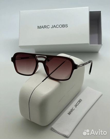 Солнцезащитные очки Marc Jacobs