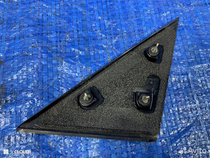 Уголок двери на mazda axela BM2AP, BM2AS, BM2FP, B