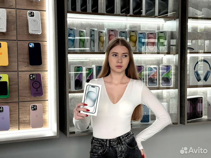 iPhone 15, 256 ГБ