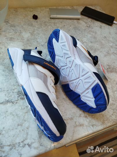 Кроссовки детские