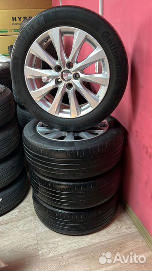 R17 Continental ContiPremiumContact 215/55, PCD 5x114.3 DIA 60.1