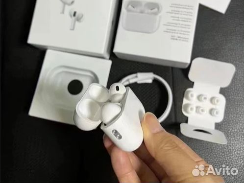 Беспроводные наушники AirPods pro