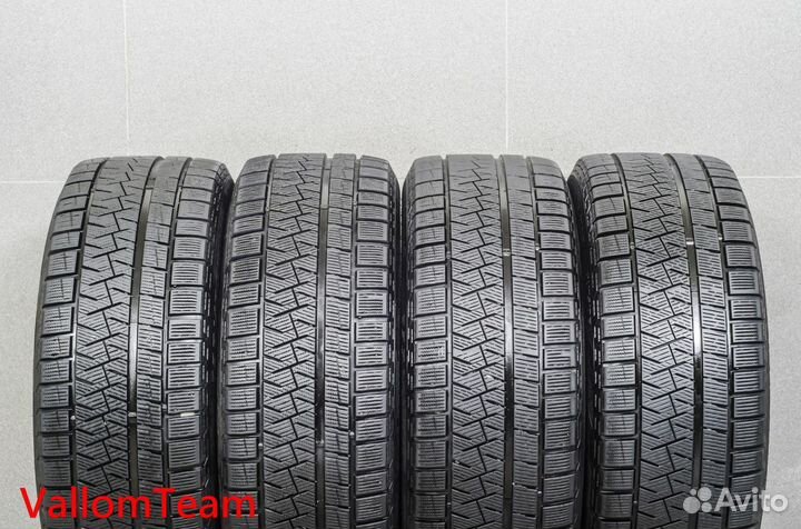 Pirelli Ice Asimmetrico Plus 235/45 R18 98Q