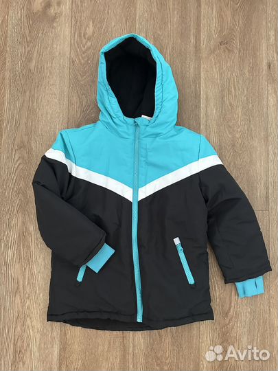 Куртка новая 122
