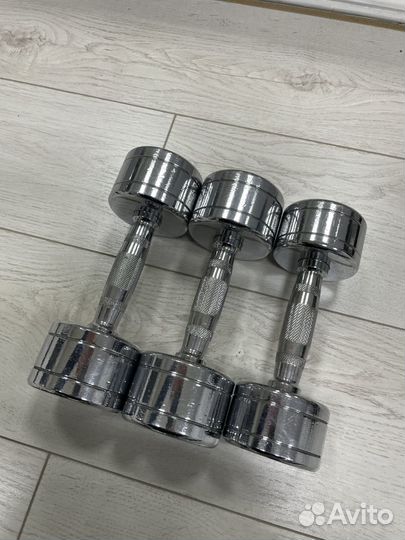 Гантели 5 кг 2 шт и 4кг