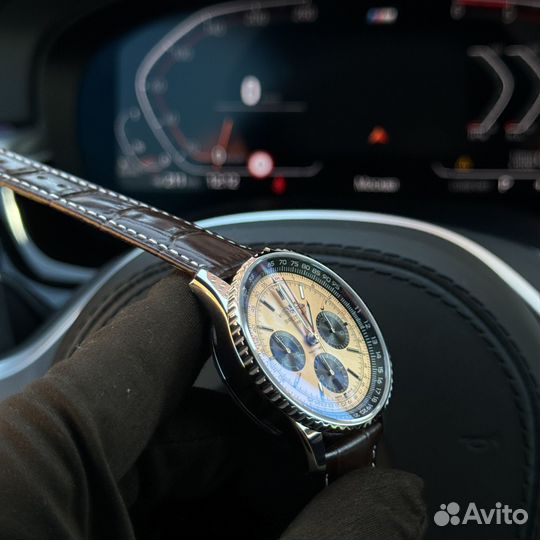 Часы Breitling Navitimer