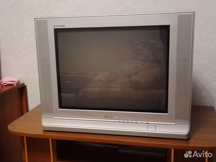Телевизор samsung