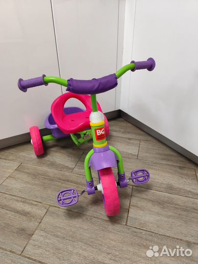 Трехколесный велосипед