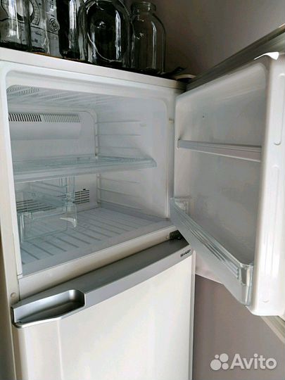 Холодильник Sharp бу