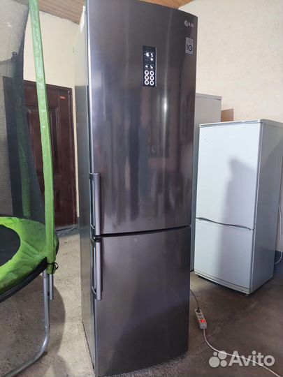 Холодильник lg