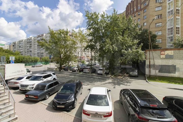 Сдам торговое помещение, 90 м²