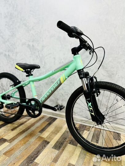 Детский велосипед Cannondale (20 колеса)