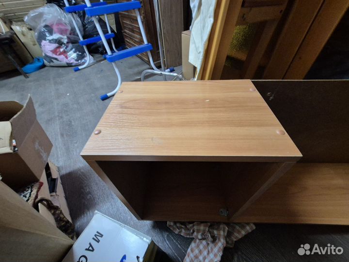 Полка настенная навесная