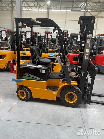 Вилочный погрузчик CHL CPD15, 2023