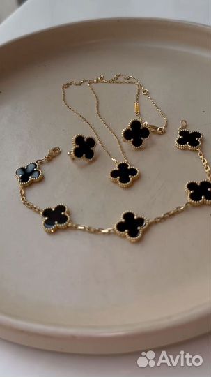 Серьги Van Cleef