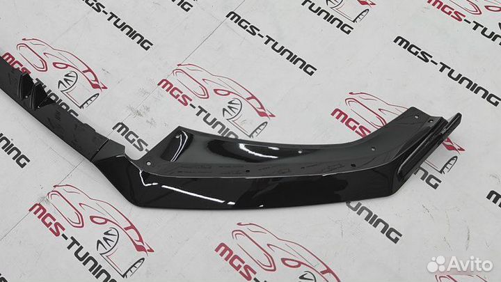 Губа Audi A4 B9 S-line 15-20 стиль RS черная