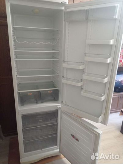 Холодильник атлант бу